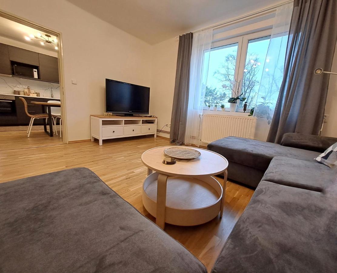 Apartmanovy Dum Se Zahradou V Klidne Casti Prahy Prag Exterior foto