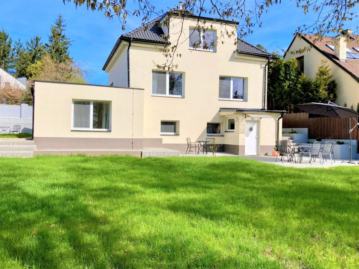 Apartmanovy Dum Se Zahradou V Klidne Casti Prahy Prag Exterior foto